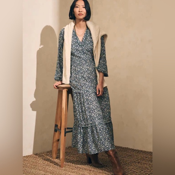 Faherty Isabella Dress Grey in Phantom Ennis Floral Size XS - Picture 2 of 10